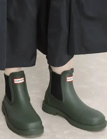 Boots Commando Chelsea